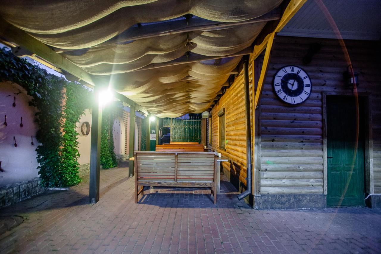 Pieno Piano Hotel Rivne Exterior photo