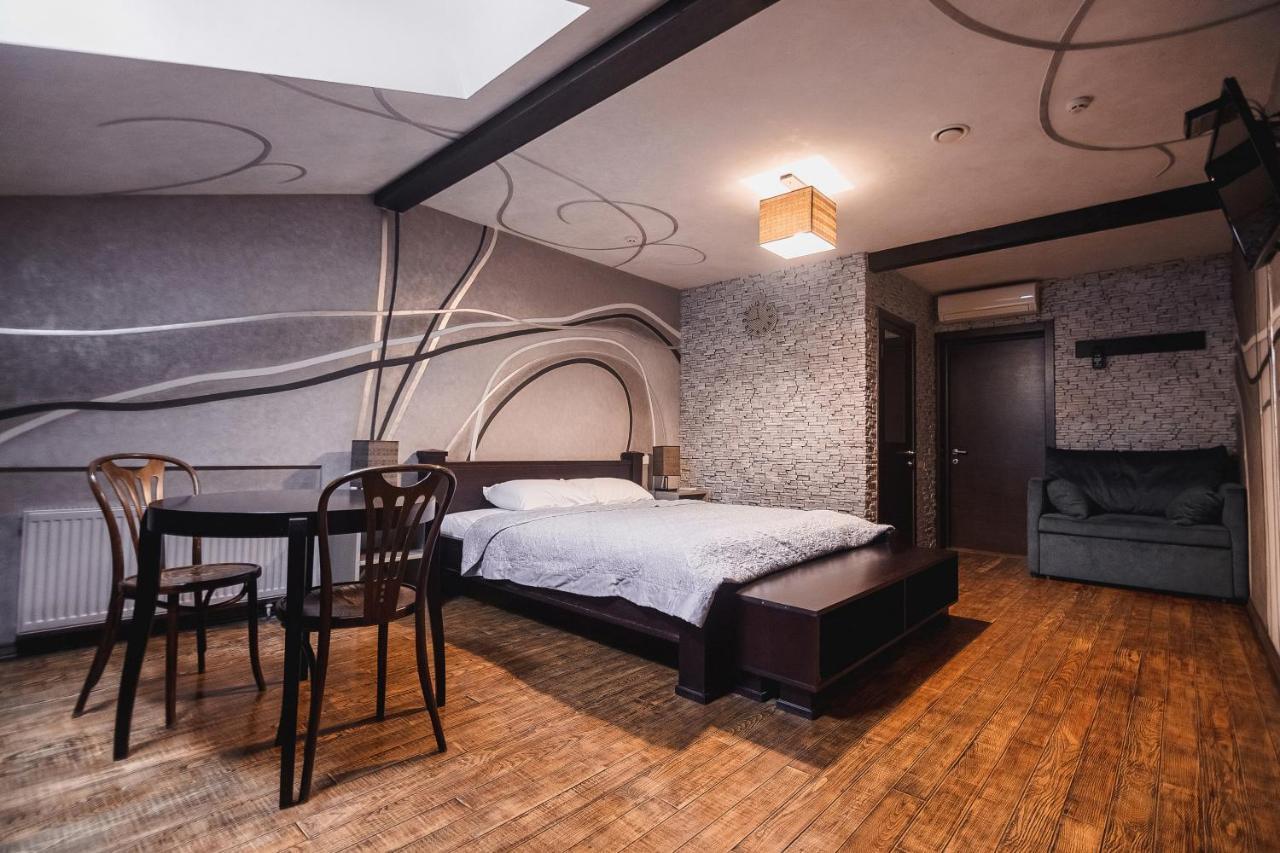 Pieno Piano Hotel Rivne Exterior photo